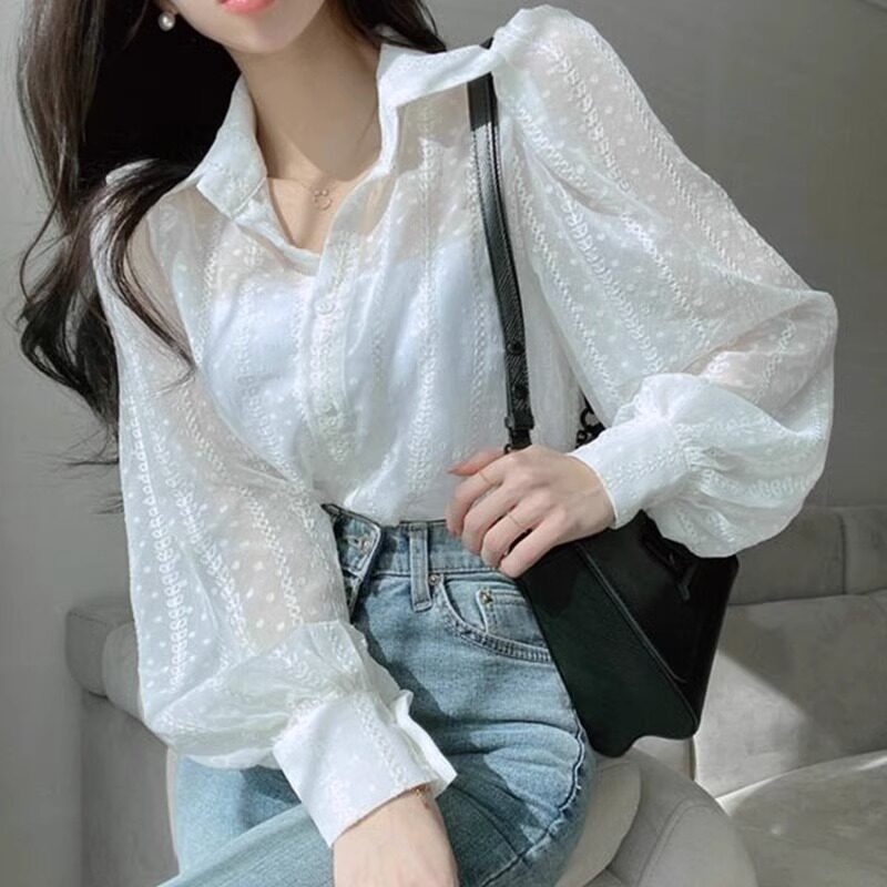 Beatrice Lace Puff Sleeve Top